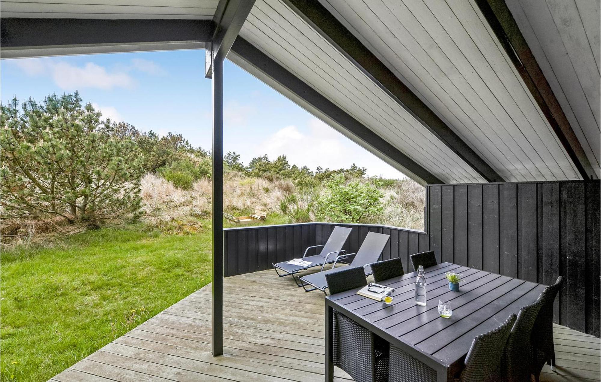 3 Bedroom Awesome Home In Hvide Sande Exterior foto